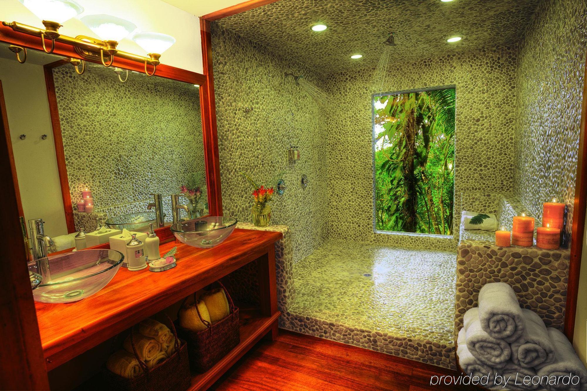 Machaca Hill Rainforest Canopy Lodge Пунта-Горда Экстерьер фото